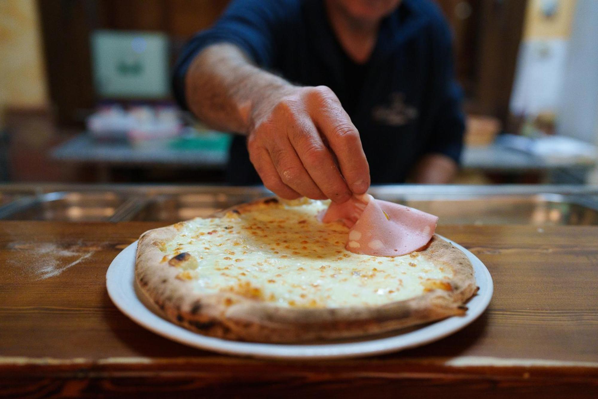 La Dolce Vita Regalbuto Buitenkant foto