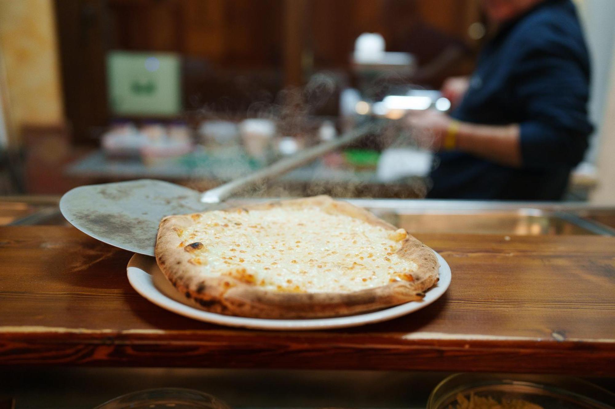 La Dolce Vita Regalbuto Buitenkant foto